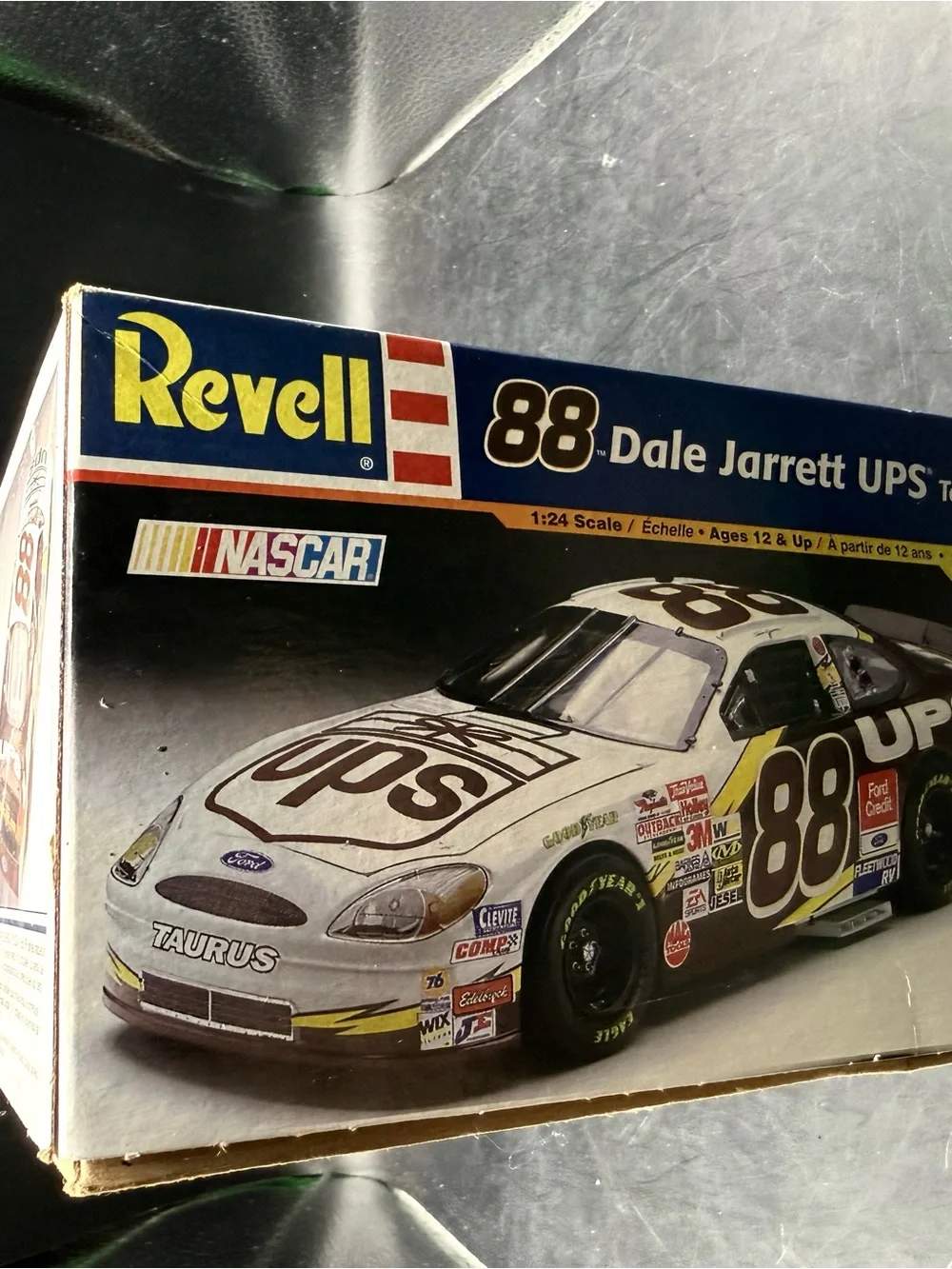 Revell Dale Jarrett #88 UPS Ford Taurus NASCAR Model Kit (1:24 Scale, 2002)